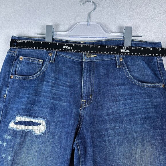 Mossimo Denim Women's Boyfriend Jeans Roll Tab Hem Distressed Blue Size 12/31 - Picture 6 of 10